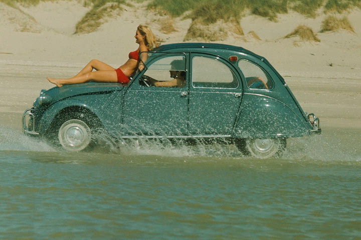 Classic Car Citroen 2CV: Το ασχημόπαπο με τη λαμπρή ιστορία