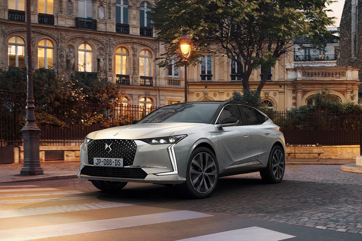 Οι τιμές του εντυπωσιακού νέου DS 4 και DS 4 CROSS στην Ελλάδα