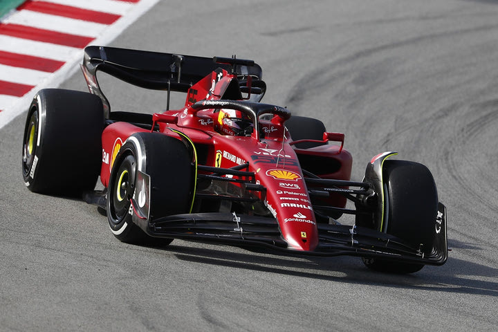 Formula 1: McLaren και Ferrari ταχύτερες στην αυγή του 2022