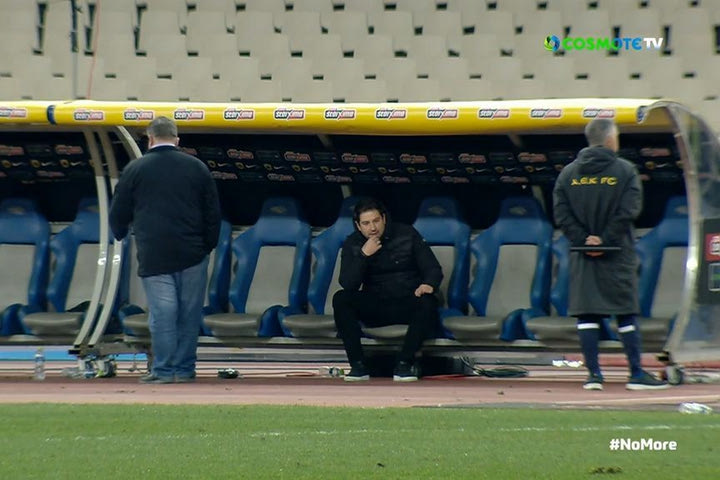 ΑΕΚ – ΠΑΟΚ: Ο Γιαννίκης έμεινε άναυδος στον πάγκο έπειτα απ’ την ανατροπή