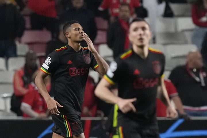 Champions League: Αλέ, ο τέταρτος παίκτης που σημειώνει γκολ και αυτογκόλ σε νοκ άουτ ματς