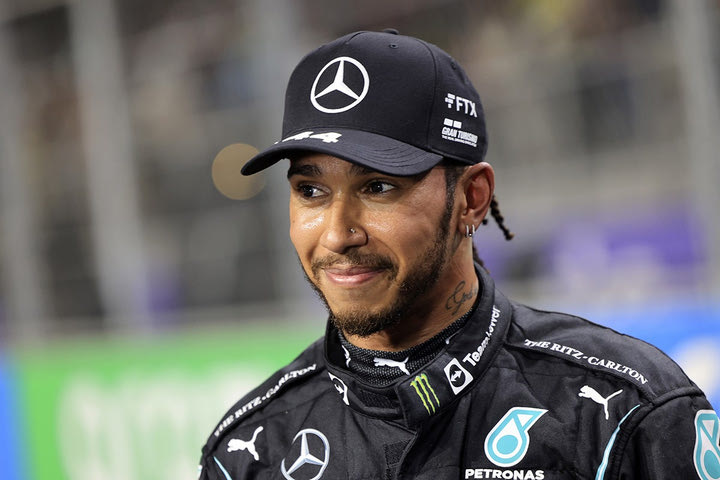 Formula 1: Νέο ποστάρισμα του Χάμιλτον επιβεβαιώνει ότι επιστρέφει