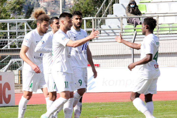 Super League 2: Επέστρεψε στις νίκες ο Λεβαδειακός, λευκή ισοπαλία στο Αιγάλεω – Καλλιθέα