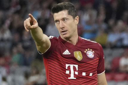 Λεβαντόβσκι: Ένα βήμα πιο κοντά στην Μπαρτσελόνα, ζητά τουλάχιστον τριετές συμβόλαιο