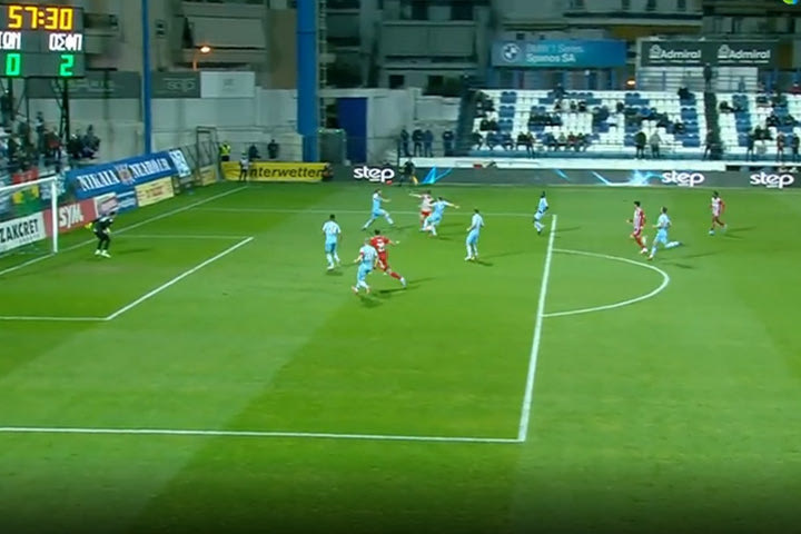 Ο Μασούρας με όμορφο πλασέ σκόραρε για το 3-0 του Ολυμπιακού κόντρα στον Ιωνικό