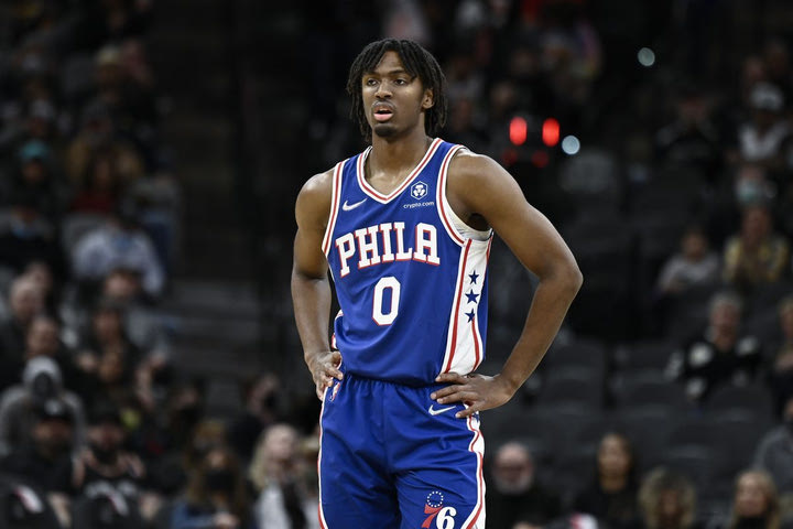 NBA: Τρομερός Μάξεϊ, οδήγησε τους – χωρίς Εμπίντ – Σίξερς στην νίκη με 122-119 επί των Γκρίζλις