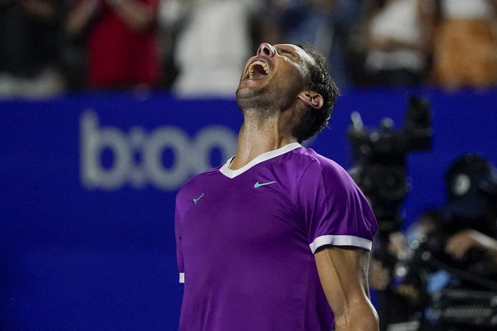 Madrid Open: Σα να μην πέρασε μια μέρα για τον Ναδάλ στην επιστροφή του στη δράση