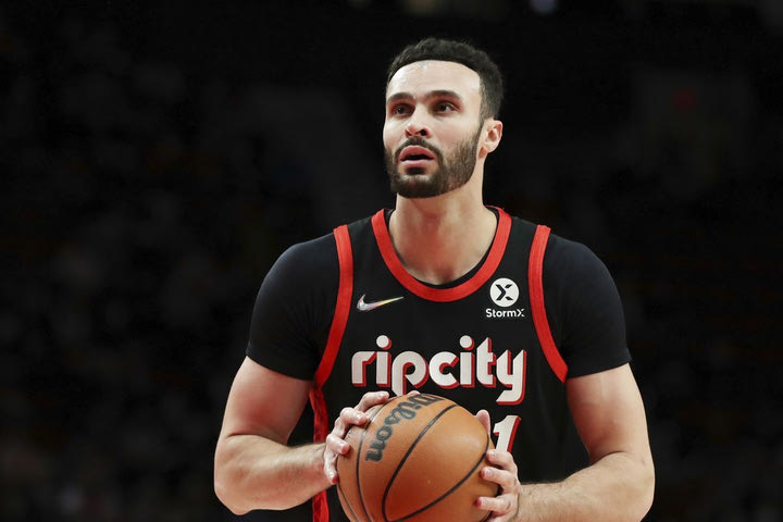 NBA: Νανς και Χαρτ αντάλλαξαν σπίτια