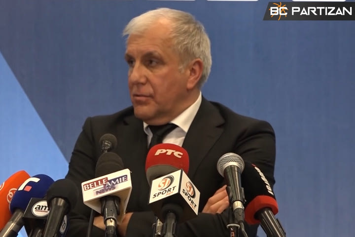 Η αποστομωτική απάντηση του Ομπράντοβιτς σε δημοσιογράφο: “Έχω όνομα, επώνυμο και 61 τελικούς”