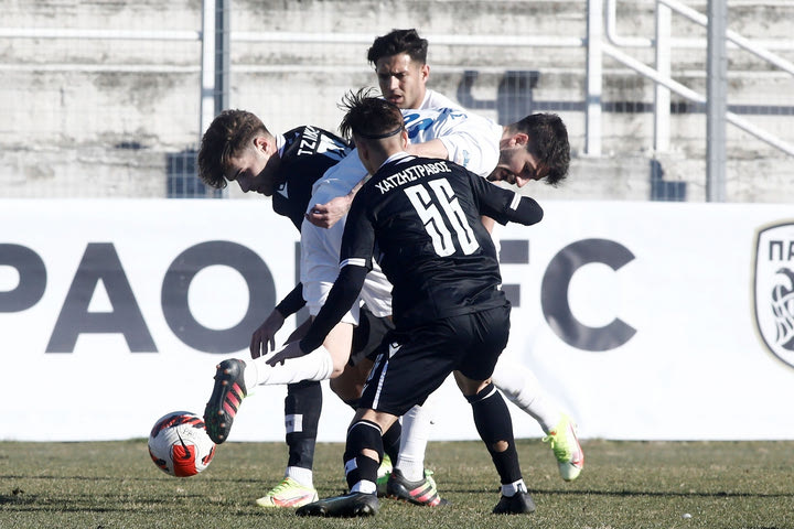 Super League 2: Η Καβάλα μπλόκαρε τον ΠΑΟΚ Β’, πήρε το ντέρμπι ο Ολυμπιακός Βόλου