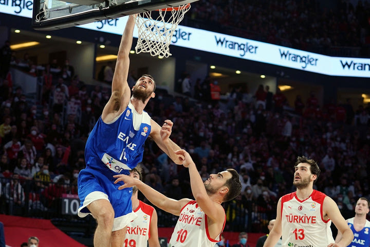 Τουρκία – Ελλάδα 67-76:  Η άλωση της Πόλης τη φέρνει αγκαλιά με την πρόκριση στο Παγκόσμιο