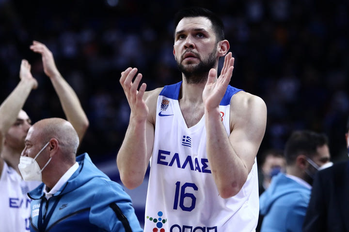 Παπανικολάου: “Δεν σκεφτόμουν κάτι, ήθελα να μπει έστω μία από τις δύο”