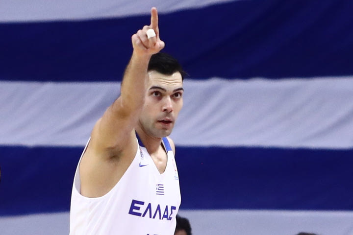 Τουρκά – Ελλάδα: Τα δύο διαδοχικά τρίποντα του Σλούκα που σίγησαν το Σινάν Ερντέμ