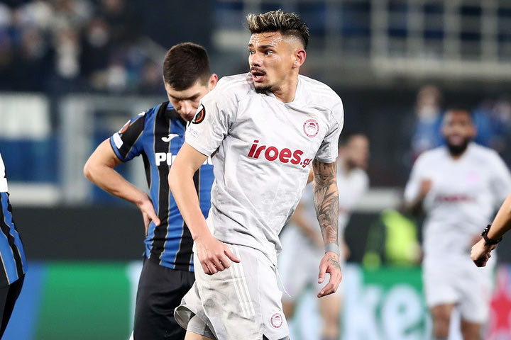 Αταλάντα – Ολυμπιακός 2-1: Την πλήγωσε με Τικίνιο, προδόθηκε στα κόρνερ