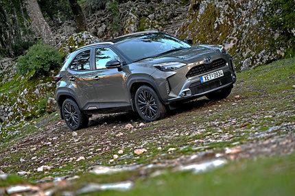 Toyota Yaris Cross 1.5 Hybrid – VIDEO Δοκιμή: Είναι το επόμενο best-seller της κατηγορίας του