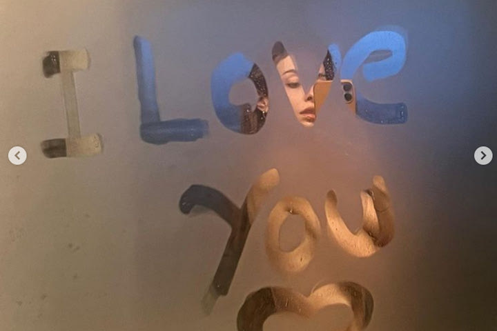 Το “I love you” της γυμνής Φουρέιρα στο μπάνιο και το ερωτικό ραβασάκι του Μποτία