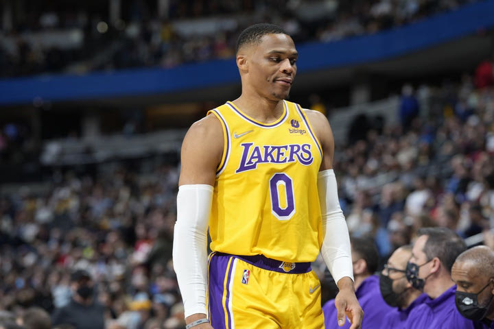 NBA, Τζίνι Μπας: “Ο Γουέστμπρουκ ήταν ο καλύτερος παίκτης των Λέικερς πέρυσι”