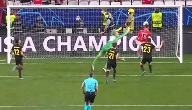 Το 2-2 του Γιαρέμτσουκ με ριμπάουντ για την Μπενφίκα κόντρα στον Άγιαξ