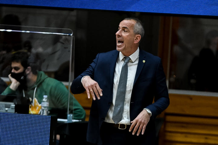 Στον Λιμνιάτη το τιμόνι του Ιωνικού έως το τέλος της σεζόν