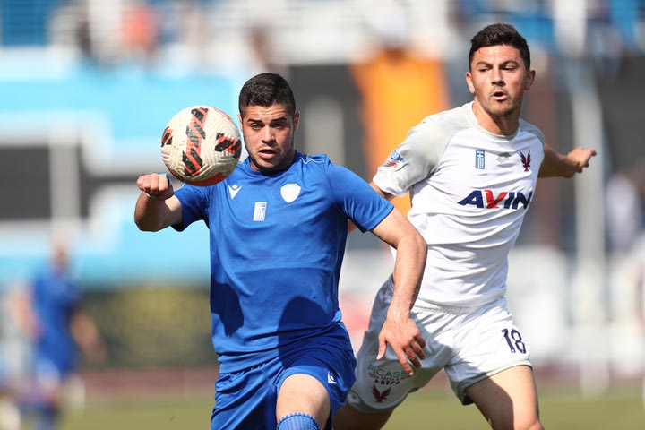 Super League 2: Το Αιγάλεω πήρε τον βαθμό στο 90+7′ με πέναλτι, διπλό για τον Καραϊσκάκη επί του Διαγόρα