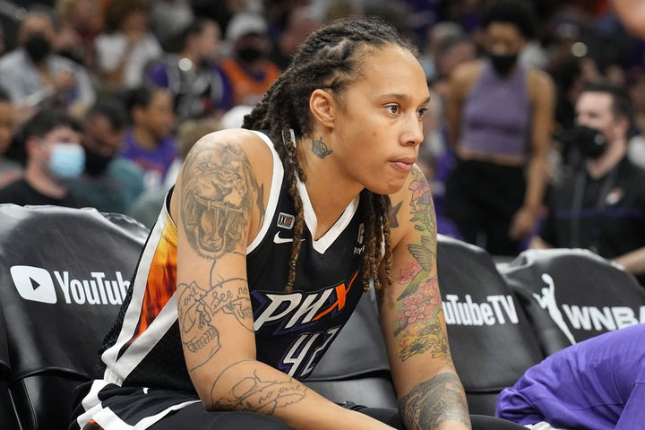 Συνεργασία NBA και WNBA για την αποφυλάκιση της Γκράινερ
