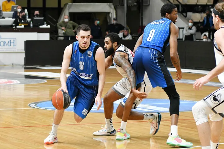 Απόλλωνας Πάτρας – Ηρακλής 89-95: Νίκη μετά από τρεις μήνες στη β’ παράταση