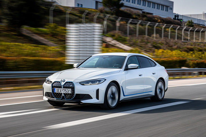 Οδηγούμε τις νέες, αμιγώς ηλεκτρικές BMW i4 M50 και i4 eDrive40 στην Ελλάδα