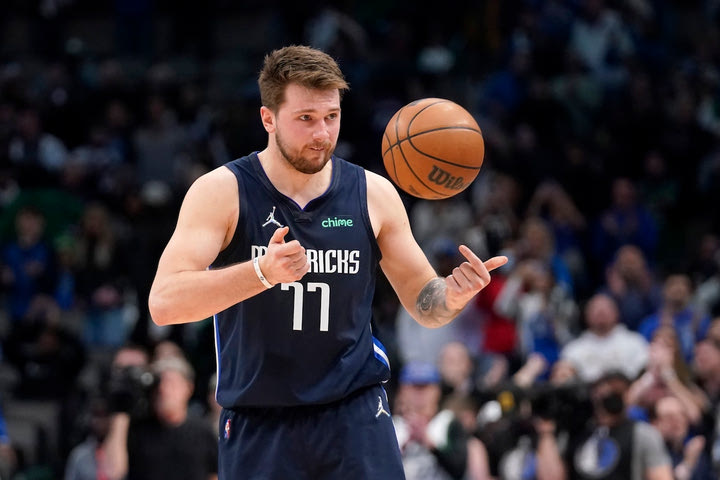 NBA: Ο Ντόντσιτς έκανε τη διαφορά και οι Μάβερικς κέρδισαν τους Τζαζ