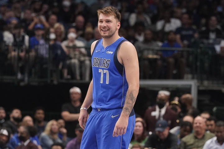 NBA: Σόου Ντόντσιτς στο Κλίβελαντ, νίκη με 120-112 των Μάβερικς