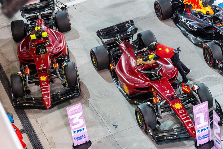 Formula 1: Η Ferrari δεν ξεδίπλωσε την πλήρη ισχύ του κινητήρα της στο Μπαχρέιν