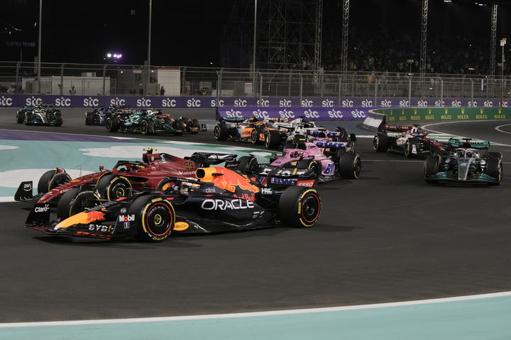 H F1 επιστρέφει το 2023 στο Λας Βέγκας με GP το Σαββατόβραδο