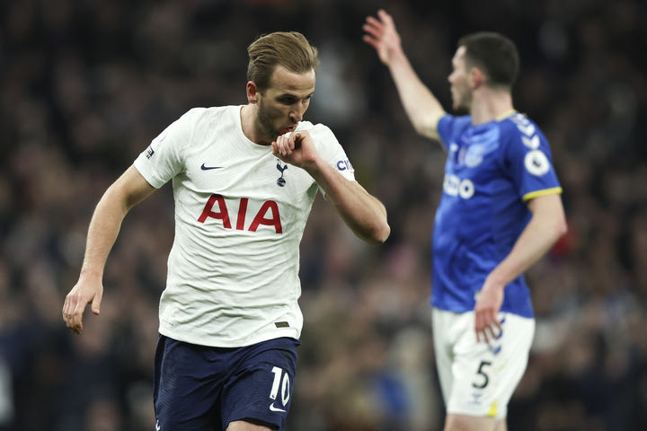 Τότεναμ – Έβερτον 5-0: Τα σπιρούνια κατασπάραξαν τα ζαχαρωτά στο Λονδίνο