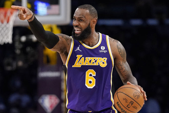 NBA, Λέικερς: Ο ΛεΜπρόν Τζέιμς συμφώνησε για διετή επέκταση ύψους 97.1 εκατομμυρίων