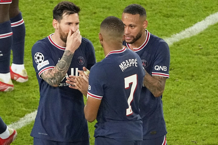 Champions League: Ρίχνονται στη μάχη των “16” Παρί – Μπάγερν και Μίλαν – Τότεναμ