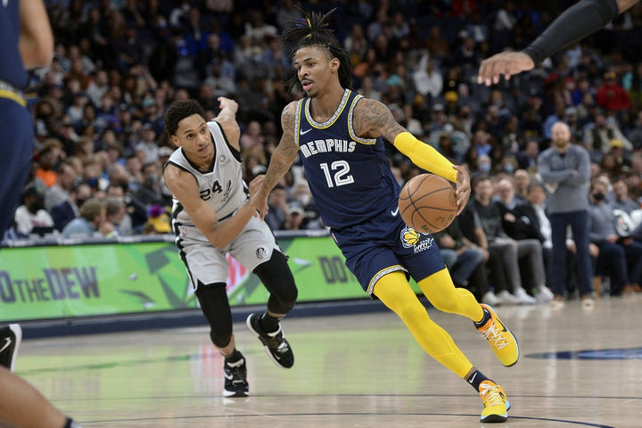 NBA: Ασύλληπτος Μοράντ οδήγησε με 52 πόντους τους Γκρίζλις στη νίκη επί των Σπερς