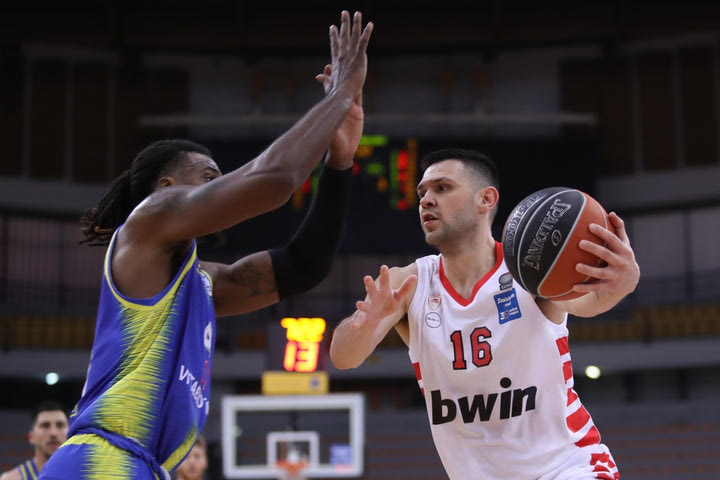 Η βαθμολογία της Stoiximan Basket League μετά τη νίκη του Ολυμπιακού επί του Περιστερίου