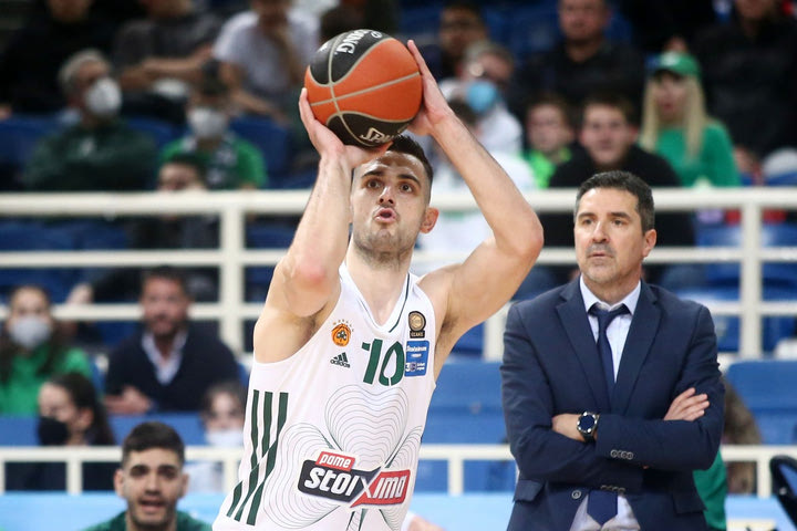 Παναθηναϊκός – ΠΑΟΚ 77-67: Το “καθάρισε” εύκολα στην επιστροφή του Παπαπέτρου