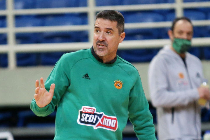 Πρίφτης: “Δεν υπάρχει το στοιχείο της έκπληξης με τον Ολυμπιακό”