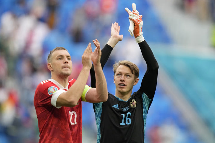 Πόλεμος στην Ουκρανία: Η Ρωσία κάνει έφεση κατά της απόφασης των UEFA-FIFA να αποκλείσουν την εθνική της ομάδα