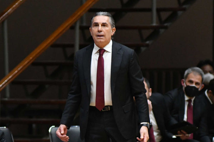 Επίθεση του προέδρου της Βίρτους στον Σκαριόλο: “Μας συμπεριφέρθηκε σαν ομάδα 2ης κατηγορίας, μιλούσε με Ράπτορς, Ρεάλ ενώ είχε συμβόλαιο”