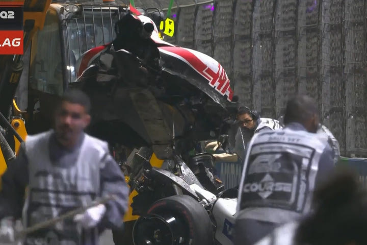 Formula 1, GP Σαουδικής Αραβίας: Σφοδρή σύγκρουση του Μικ Σουμάχερ