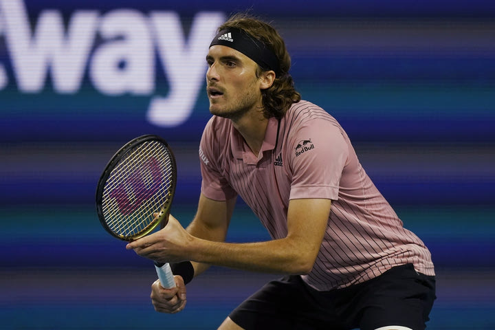 Τσιτσιπάς: Αλλαγές στο ταμπλό του στο Astana Open λόγω της απόσυρσης του Σίνερ