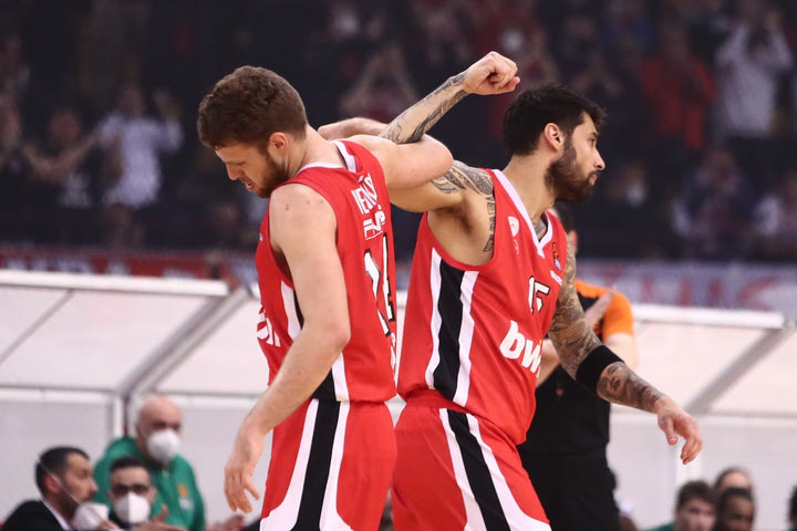 Πρίντεζης σε Βεζένκοβ: “Αξίζεις τα καλύτερα φίλε μου, συνέχισε να δουλεύεις”