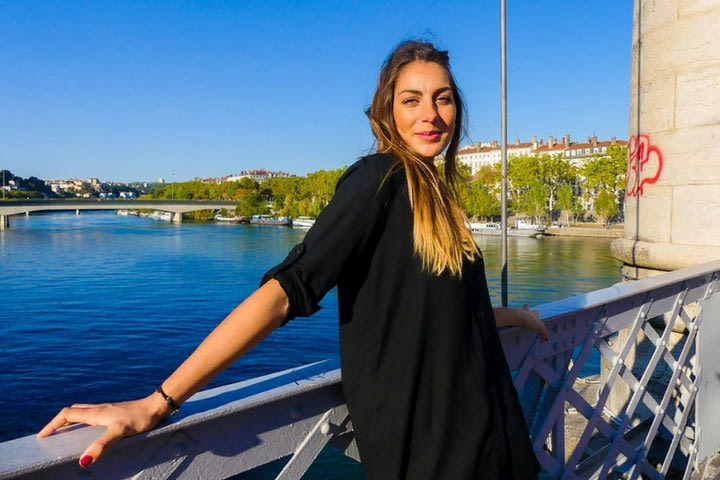 H σύντροφος του Λιβιό Ζαν-Σαρλ, η Αν Λορ Ζεσέρ, παίζει μπάσκετ στην Ελλάδα