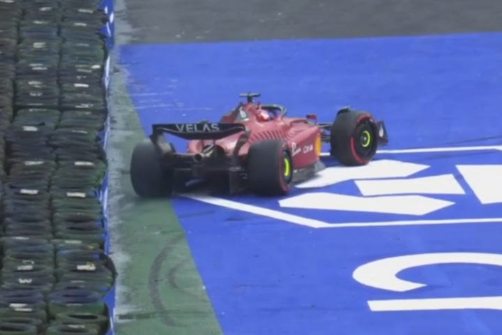Formula 1: Καταστροφικό λάθος του Λεκλέρ, σε εφιαλτικό Grand Prix για τη Ferrari