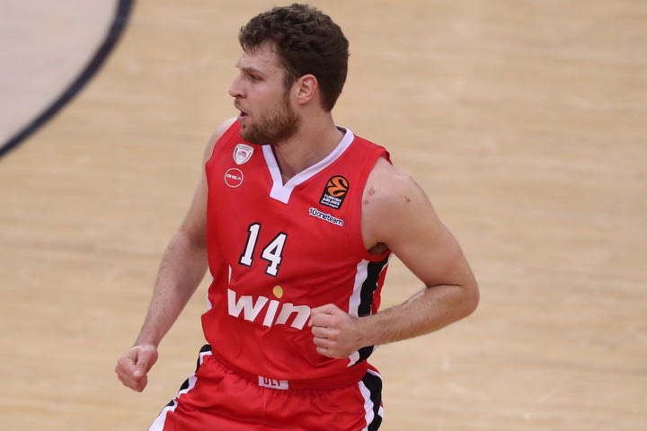 Ο Ολυμπιακός τραγούδησε σε όλη την EuroLeague το “My Way”