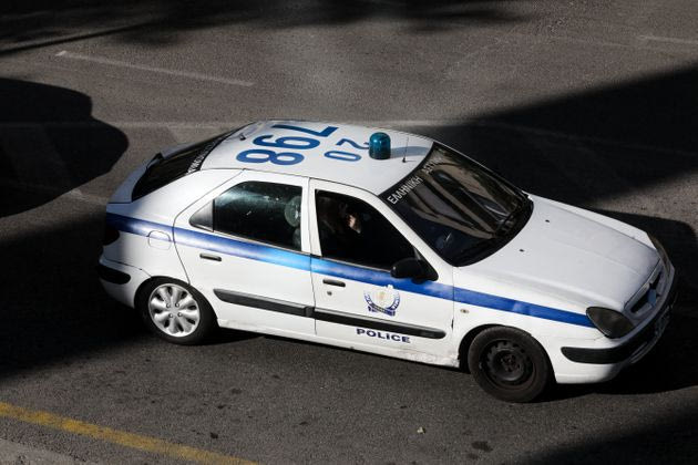 Σοβαρός τραυματισμός γυναίκας αστυνομικού σε καταδίωξη της Δίωξης Ναρκωτικών στη Βούλα