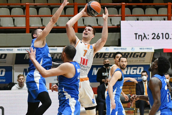 Προμηθέας – Ιωνικός 88-84: Η ανεπανάληπτη εμφάνιση του Αγραβάνη έφερε τον “άσο”