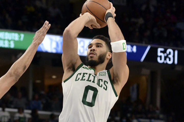 Το νικητήριο καλάθι του Τέιτουμ στο Game 1 της σειράς Σέλτικς – Νετς
