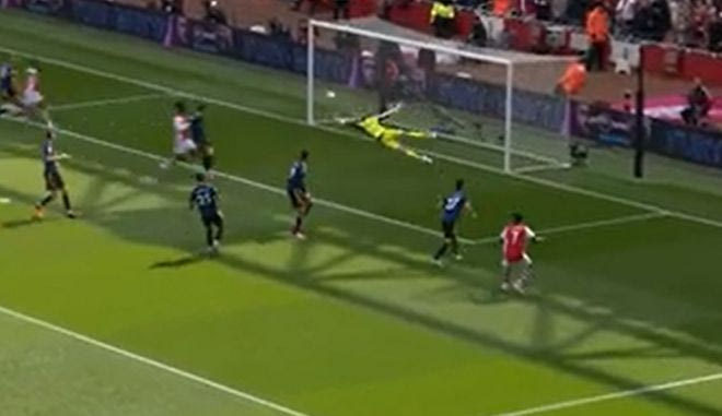 Το 1-0 της Άρσεναλ επί της Γιουνάιτεντ με σκόρερ τον Ταβάρες